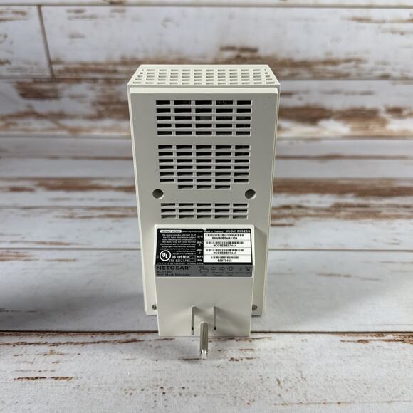 Netgear AC1750 Dual-Band Wi-Fi Range Mesh Extender EX6250v2 - Picture 2 of 3